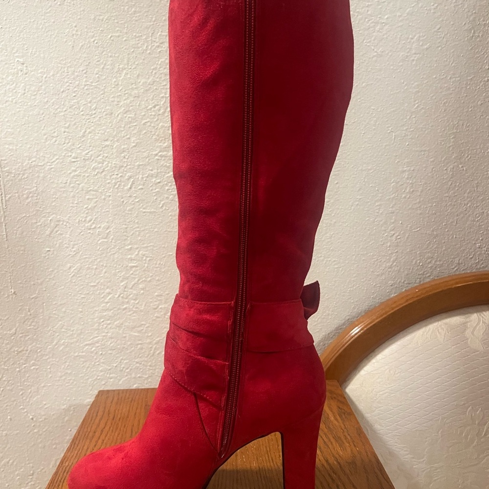 Knee-High Red Suede Platform Boots - image 6